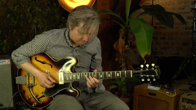 Gibson ES-330 TD from 1963 presented by Vintage-Guitar Oldenburg and Tobias Hoffmann смотреть онлайн