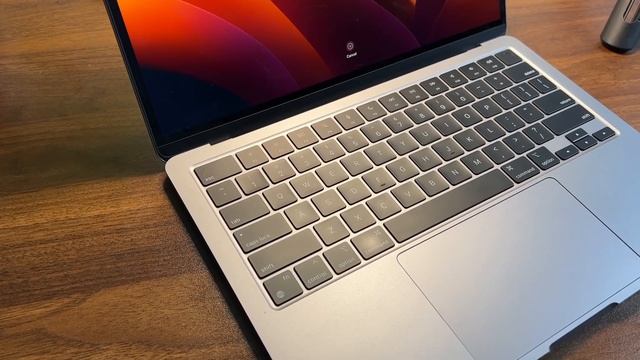 Đánh Giá MacBook Air M2 Chi Tiết: Thiết Kế Mới, Hiệu Năng ổn định