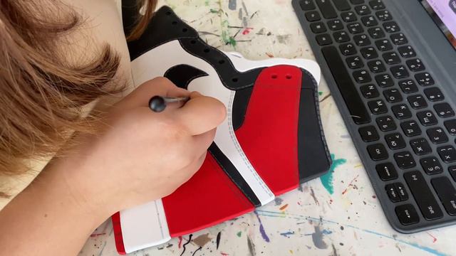Делаем реплику Nike Air Jordan 1 и не важно что из дерева смотреть онлайн