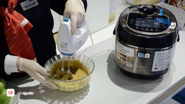 Tülgünler'de Bosch Autocook Pro ile Elmalı Kek Yapımı смотреть онлайн