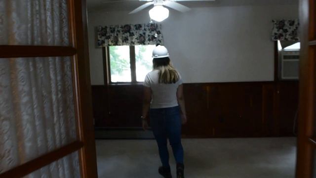 Lake House Renovation Plans and Walkthrough | The Lake House Project Ep 1 смотреть онлайн