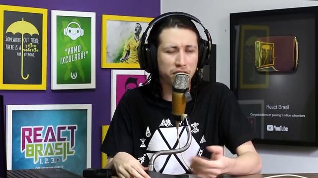 REACT ♫ CR7 - 100 VITÓRIAS NA CHAMPIONS | FutParódias смотреть онлайн