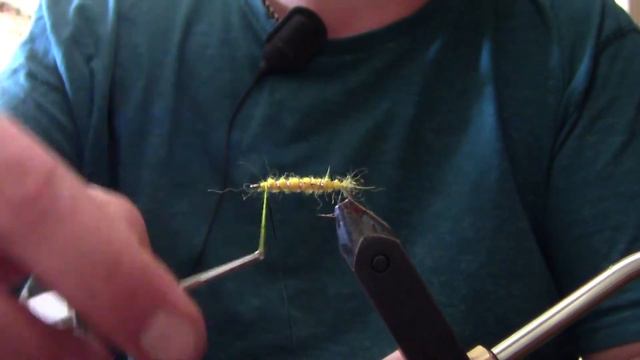 Плавающая мушка Elk Hair Caddis.