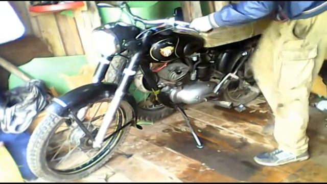 Минск М104 древний мотоцикл резвый дедуля