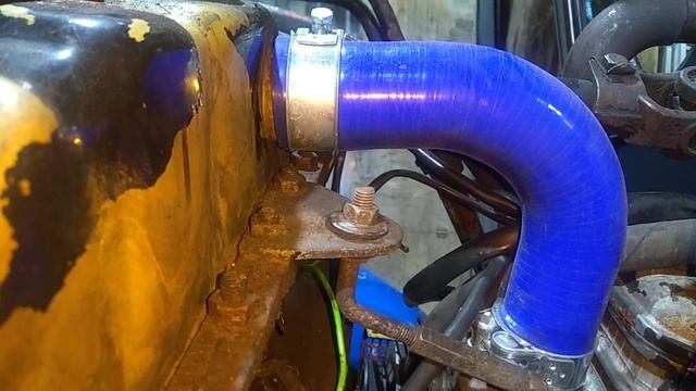 Силиконовые патрубки МТЗ. смотреть онлайн