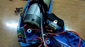 Переделываем аккумуляторную отвёртку на LIi-on18650