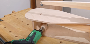 DIY: Лобзиковый станок из дрели