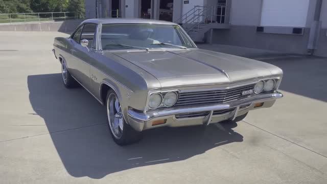 1966 Chevrolet Impala смотреть онлайн