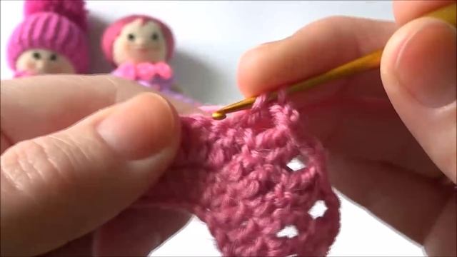 Как связать платье для куклы крючком// мастер-класс toyfabric смотреть онлайн