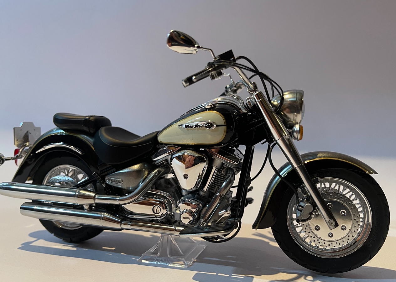 YAMAHA XV 1600 (TAMIYA 1/24)