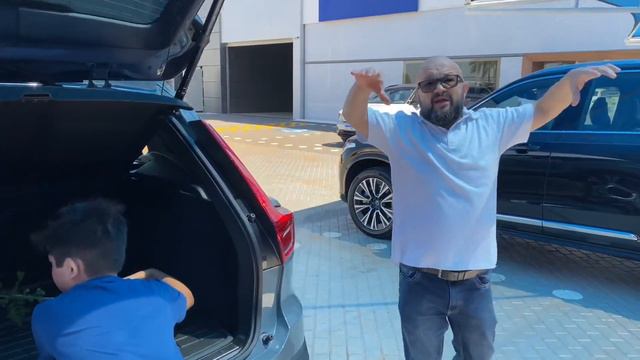 Volvo XC40 Recharge 2022 🌳 ⚡️ смотреть онлайн