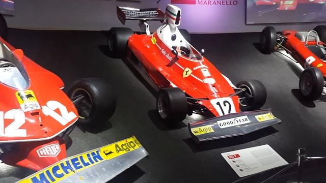 360 view of Ferrari Museum in Maranello смотреть онлайн