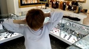 ? Как быстро надеть короткий парик на длинные волосы