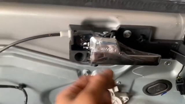 2007 Ford Fusion Driver Door Handle Replacement смотреть онлайн