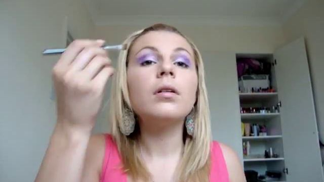 Barbie MakeUp -TUTORIAL смотреть онлайн