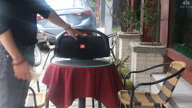 (Review) JBL Boombox смотреть онлайн