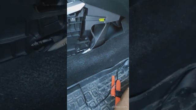 Подключение портов usb в Рено Аркана смотреть онлайн