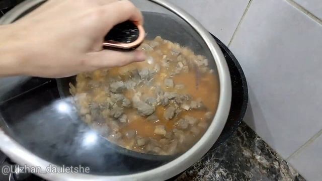 Ну очень вкусный - Гуляш из Говядины. Быстрый рецепт.Гуляш дайындаймыз. Қазақша рецепт. смотреть онлайн