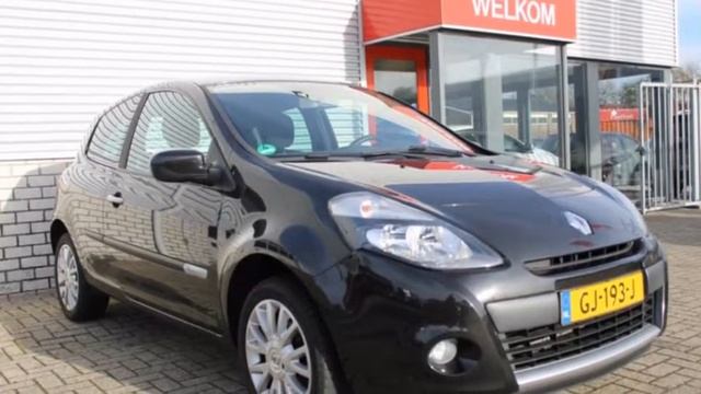 Renault Clio 1.2 Night & Day смотреть онлайн