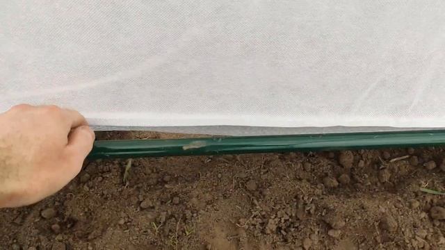 Теплицы двускатная Эльберон (Elberon) из агрополотна. Отзыв смотреть онлайн