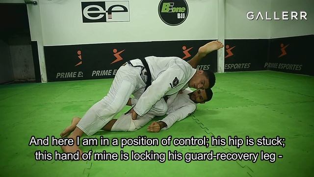 Mahamed Aly shows one of his favorite guard passes смотреть онлайн