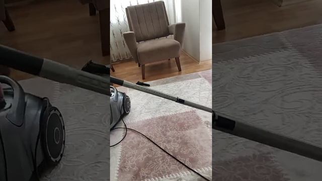 Bosch BGS 41PRO inceleme videosu смотреть онлайн