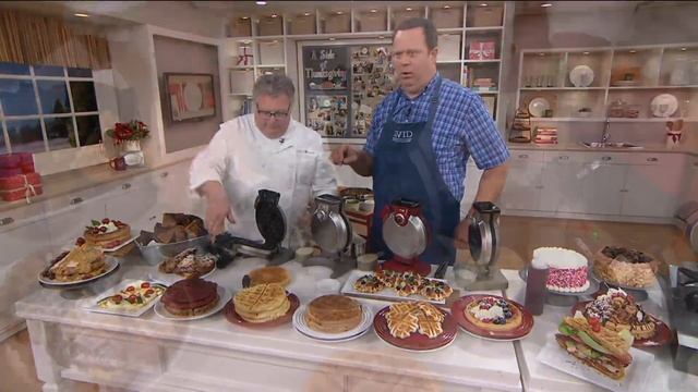 Cuisinart Vertical Waffle Maker with Spatula and Tongs on QVC смотреть онлайн