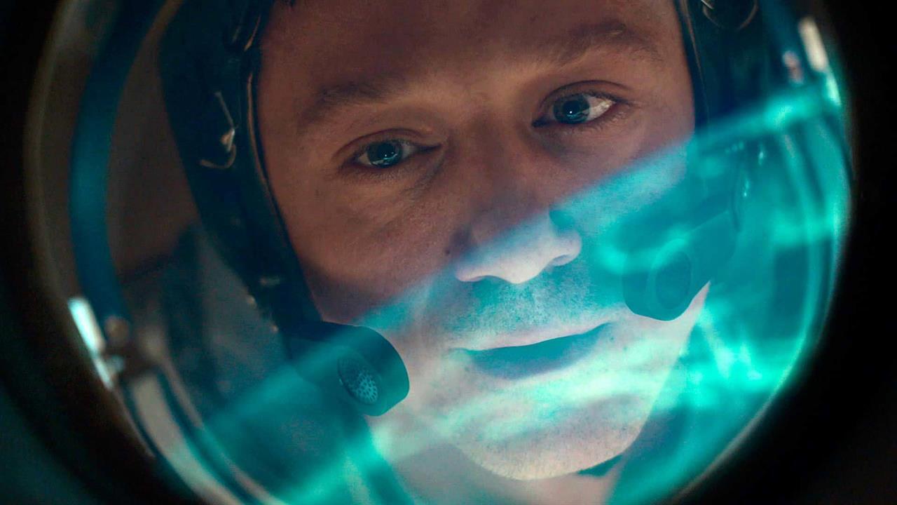 Премьера на Первом: космическая драма "Частица вселенной" смотреть онлайн