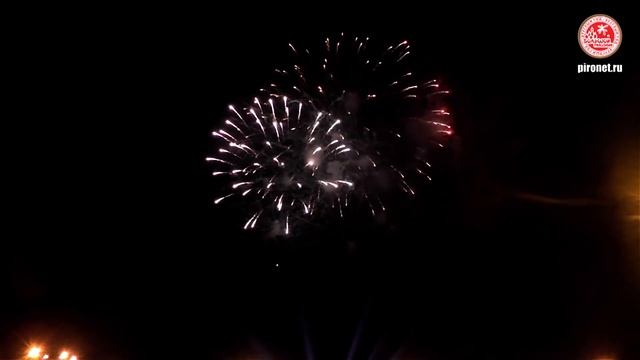 Фейерверк на День металлурга, Новокузнецк, 19 июля 2019 г. смотреть онлайн