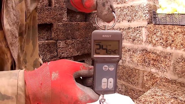 Распаковка блока из арболита \\ В деревню! смотреть онлайн