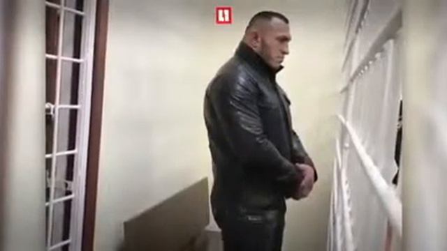 Шамиль разбушевался и побил русского парня смотреть онлайн