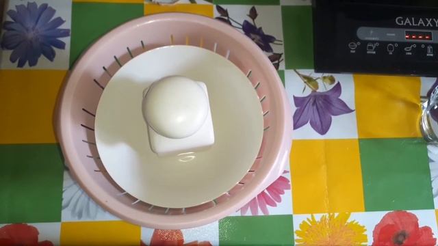 Творожный сыр. Сыр из кефира. Творожный сыр как в магазине. Приготовить творожный сыр легко. смотреть онлайн