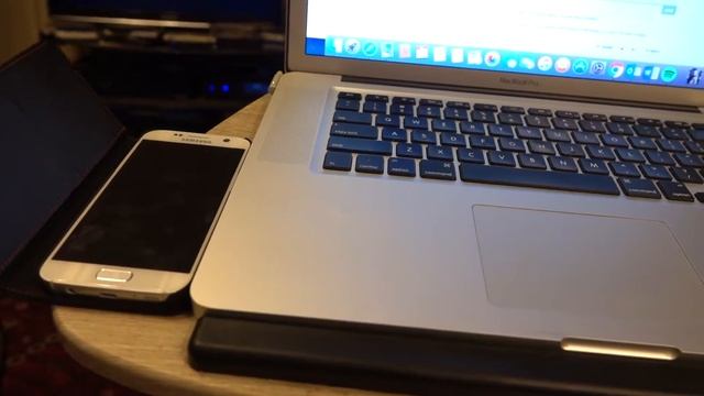Unresponsive MacBook Pro (magnet) (sleep mode) смотреть онлайн
