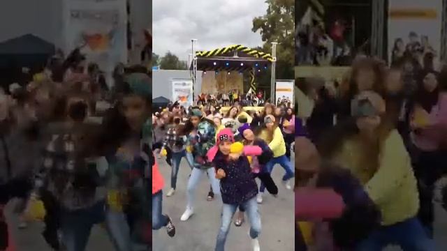 Флешь моб TODES , день глухих!!!??? смотреть онлайн