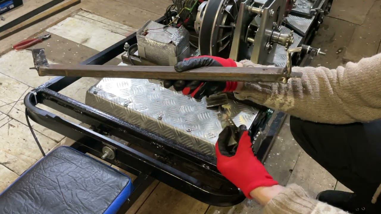 Делаем жесткую сцепку на мотобуксировщике. смотреть онлайн