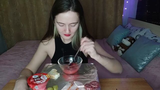 БОРЩ?|МУКБАНГ?|mukbang|asmr|eating смотреть онлайн
