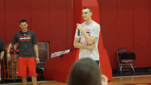 2015 Rockets Summer Camps (guest Sam Dekker) смотреть онлайн