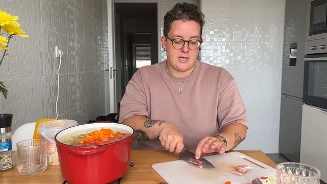 ГОТОВИМ ТОМЛЕНЫЕ ЩИ ПОЧТИ В ПЕЧИ