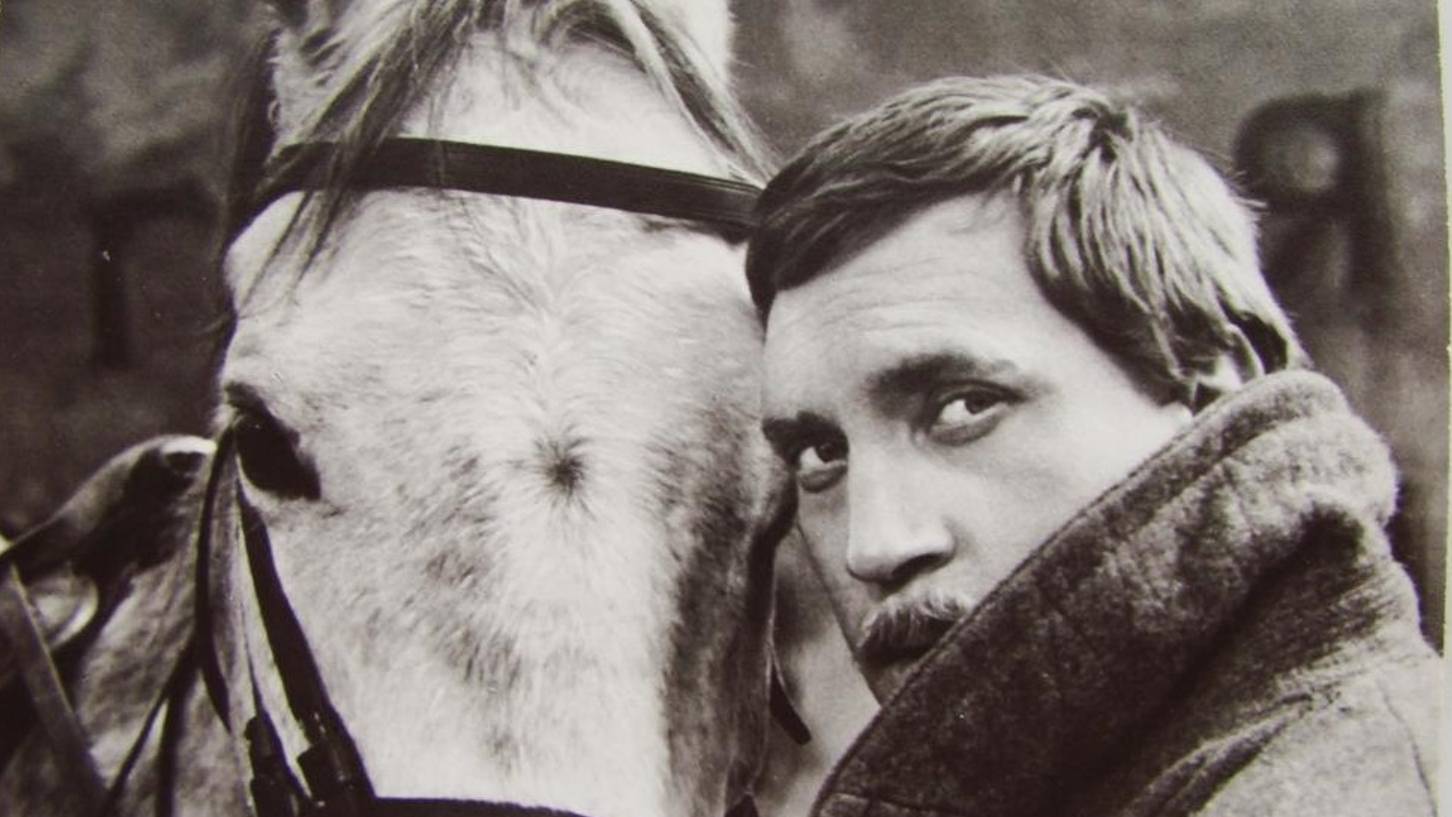 БЕЛОГВАРДЕЙСКИЙ РОМАНС 💟Очень красивый. ДУША ПОЁТ И ПЛАЧЕТ.... смотреть онлайн