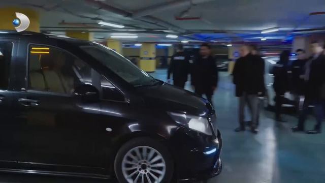 Rıza Baba'dan kaçabileceklerini sandılar | Arka Sokaklar 666. Bölüm смотреть онлайн