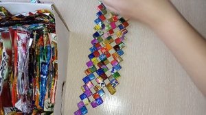Не выбрасывайте фантики от конфет//поделки из фантиков