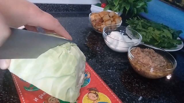 Супер вкусный и легкий салатик для лета с капустой ?