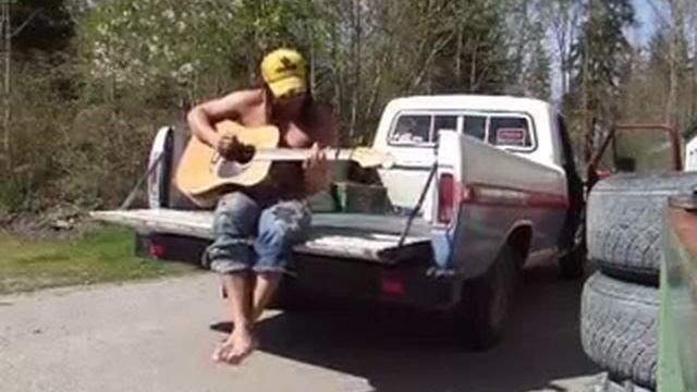Gimme A Ribwich! Johnny Porsche смотреть онлайн