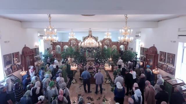 "Святая Троица" - Литургия смотреть онлайн