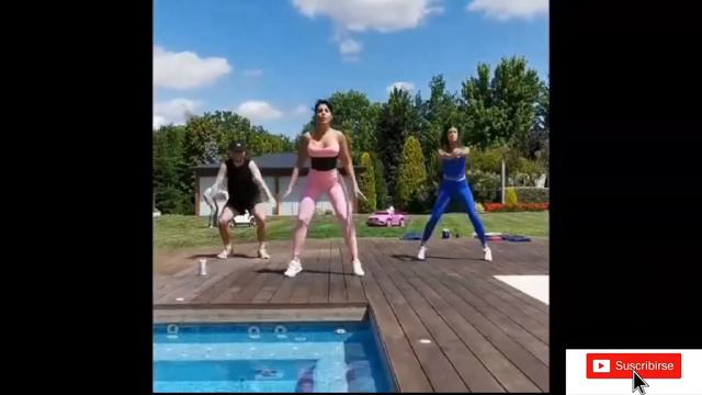 Georgina Rodriguez haciendo ejercicios fitness смотреть онлайн