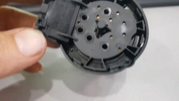 VW POLO ремонт контактной группы, когда заклинил ключ