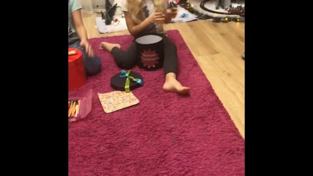 #адвент_календарь #друзья #подруги #скороновыйгод #новыйгод Адвент Календарь 2021 День 17 смотреть онлайн