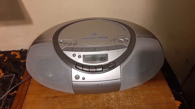 Radiograbadora Sony CD Cassette CFD-S350 (01) *Detalle смотреть онлайн