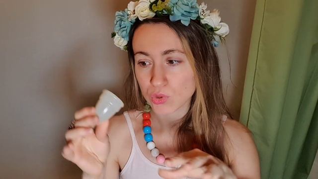ДЫРОЧКИ! КАК МЫТЬ И УХАЖИВАТЬ ЗА МЕНСТРУАЛЬНОЙ ЧАШЕЙ смотреть онлайн