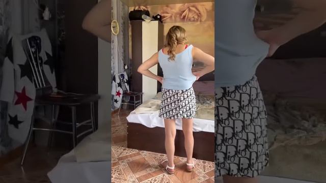 НОВАЯ ЮБКА ИРИШКИ ЧИКИ ПИКИ смотреть онлайн